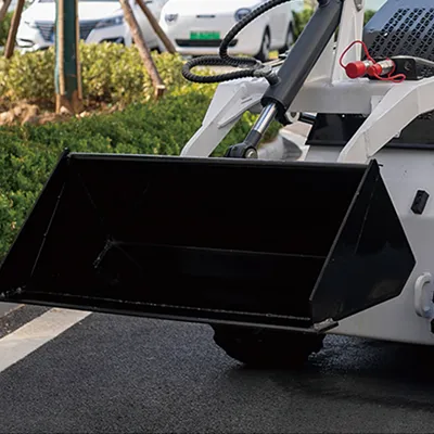 Mini chargeuse compacte sur pneus S360