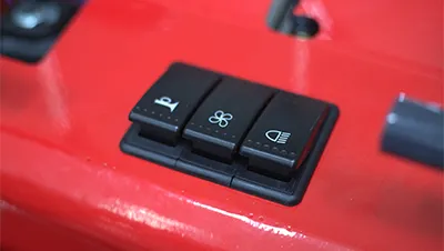 Mini chargeuse compacte sur pneus S390