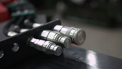 Mini chargeuse compacte sur pneus S390