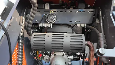 Mini chargeuse compacte sur pneus S460