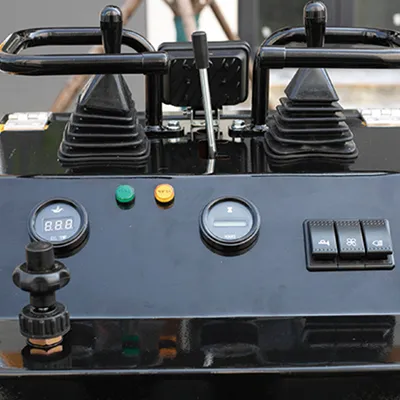 Mini chargeuse compacte sur chenilles T360