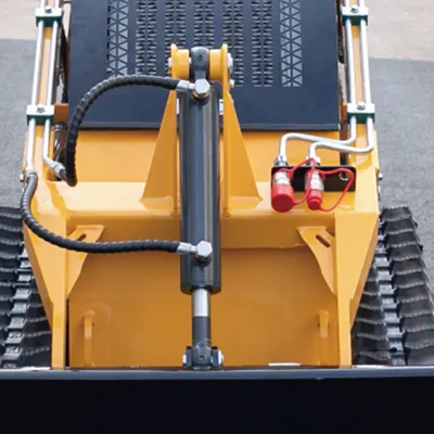 Mini chargeuse compacte sur chenilles T360