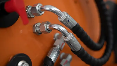 Mini chargeuse compacte sur chenilles T460