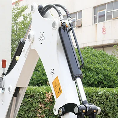 Mini pelle sur chenilles KV08