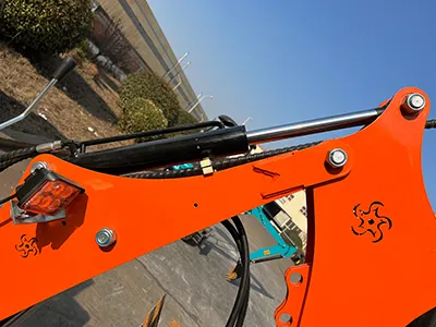 Mini pelle sur chenilles KV08